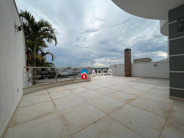 Casa à venda com 4 quartos, 301m² - Foto 41