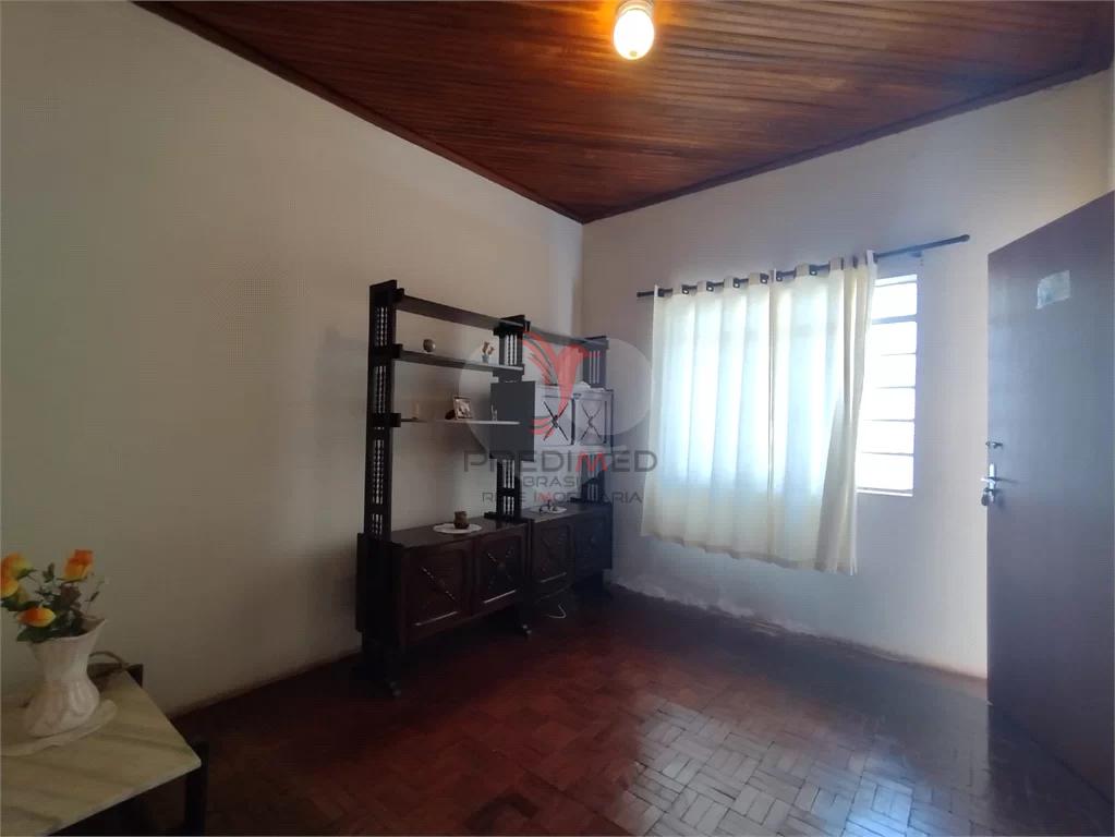 Casa à venda com 3 quartos, 138m² - Foto 3