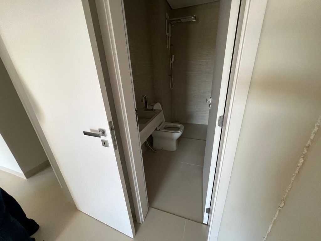 Apartamento à venda com 1 quarto, 70m² - Foto 57