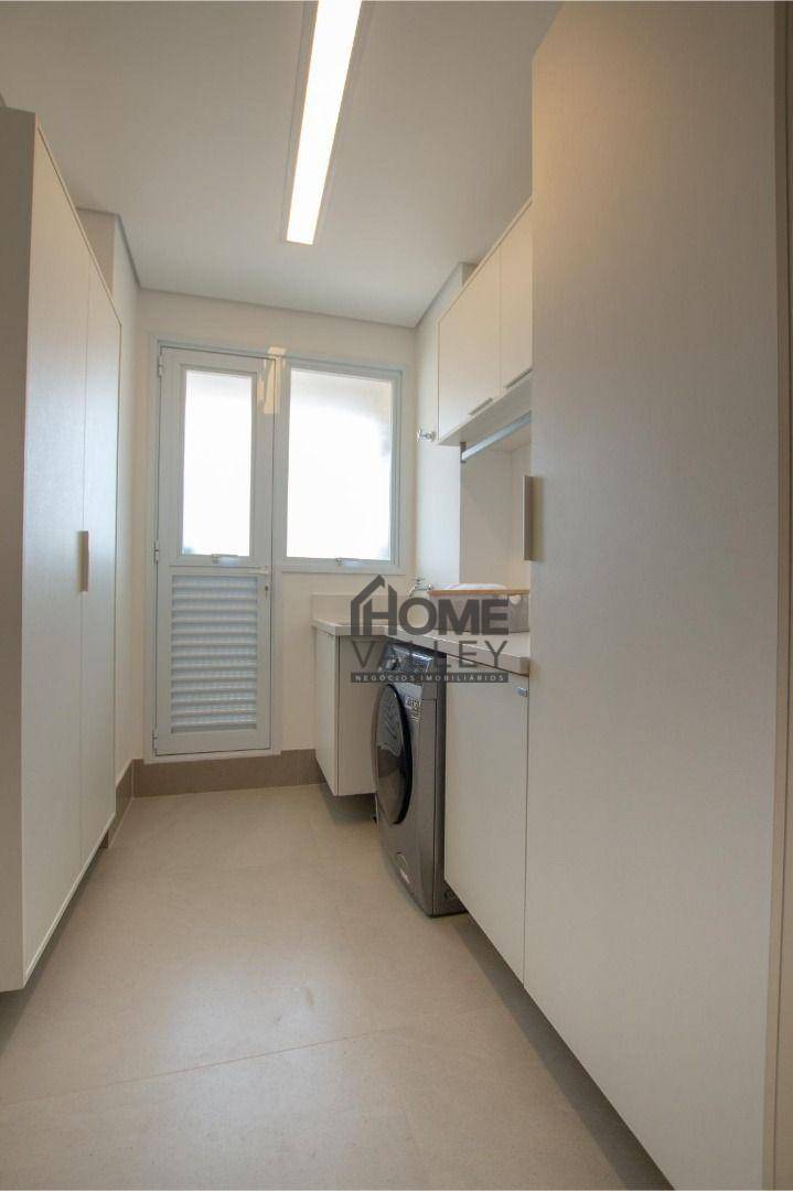 Apartamento à venda com 3 quartos, 185m² - Foto 17