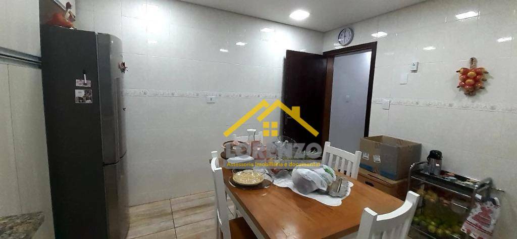 Sobrado à venda com 3 quartos, 130m² - Foto 9