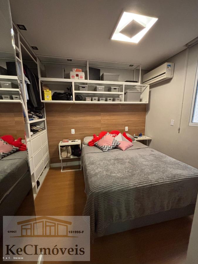 Apartamento à venda com 2 quartos, 44m² - Foto 9