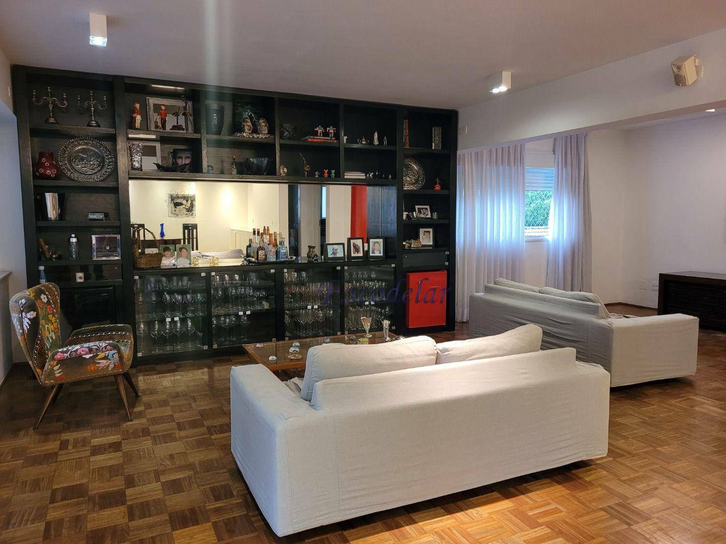 Apartamento à venda com 3 quartos, 200m² - Foto 12