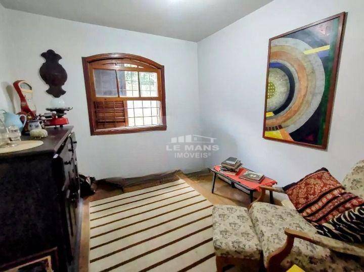 Casa à venda com 3 quartos, 188m² - Foto 3