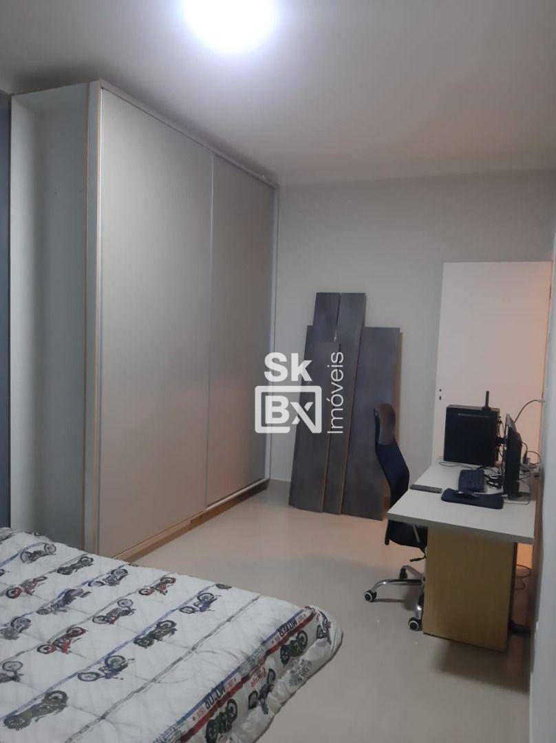 Casa à venda com 3 quartos, 240m² - Foto 17