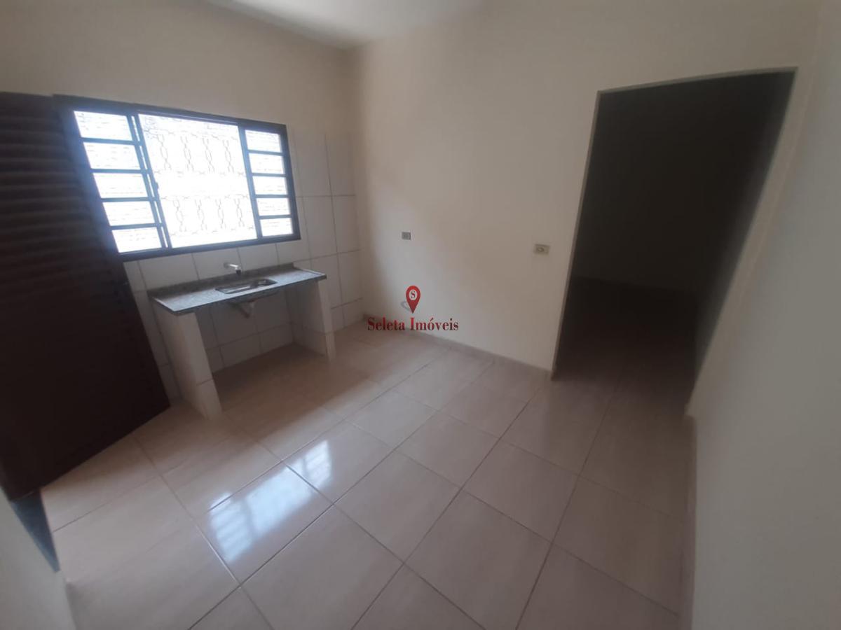 Casa à venda com 3 quartos, 130m² - Foto 16