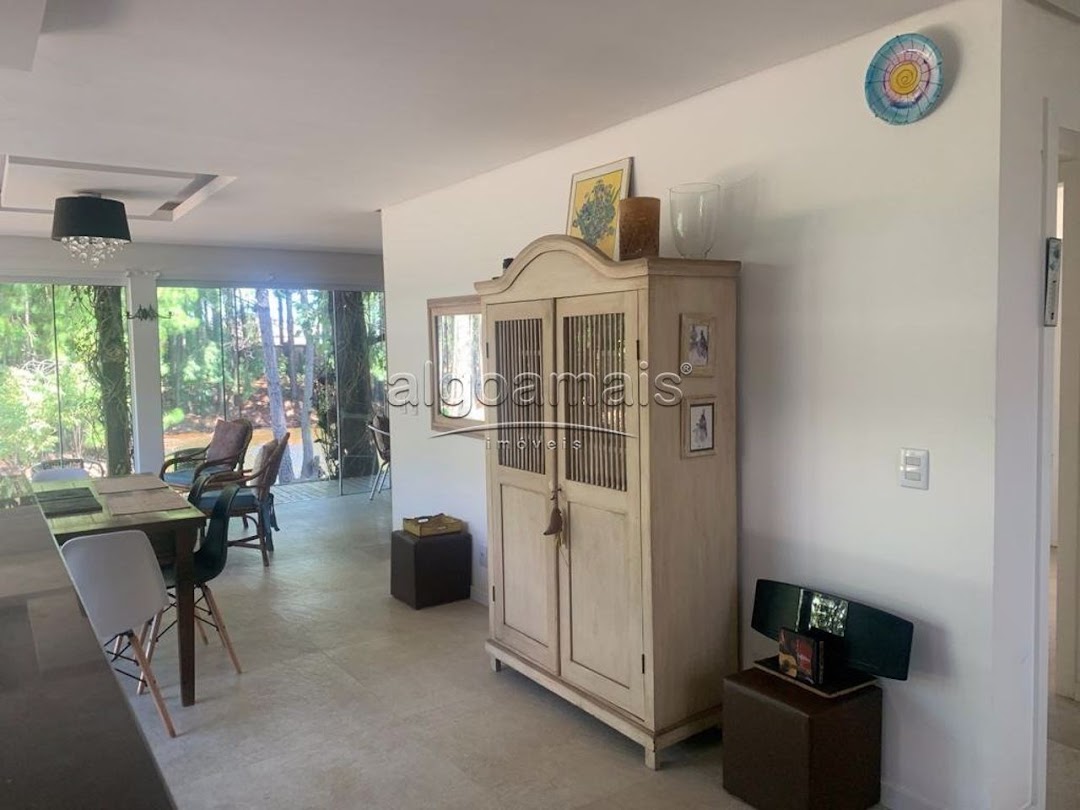 Casa de Condomínio à venda com 3 quartos, 300m² - Foto 7