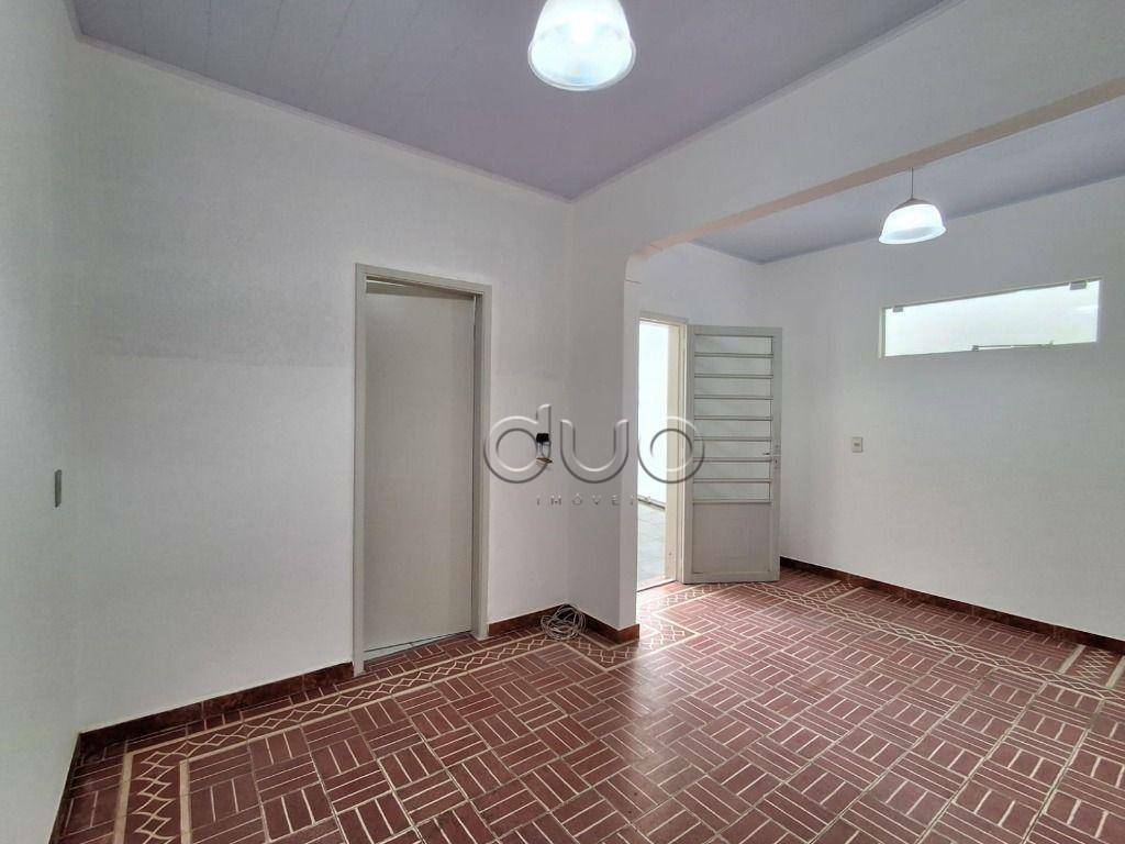 Casa à venda com 3 quartos, 108m² - Foto 14