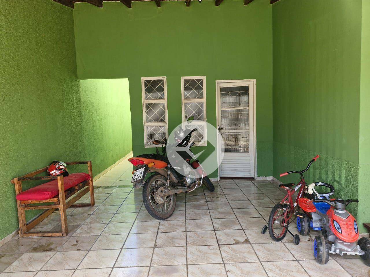 Casa à venda com 3 quartos, 144m² - Foto 3