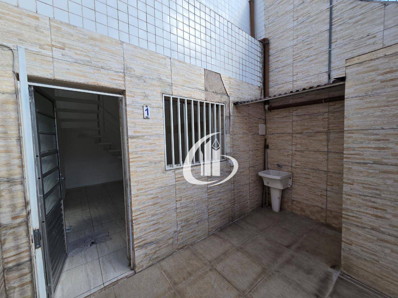 Sobrado para alugar com 1 quarto, 40m² - Foto 4