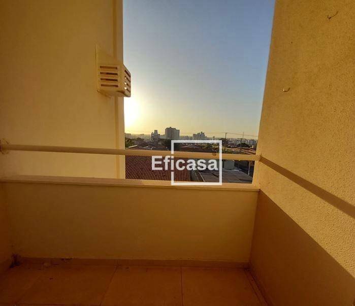 Apartamento à venda com 2 quartos, 70m² - Foto 12