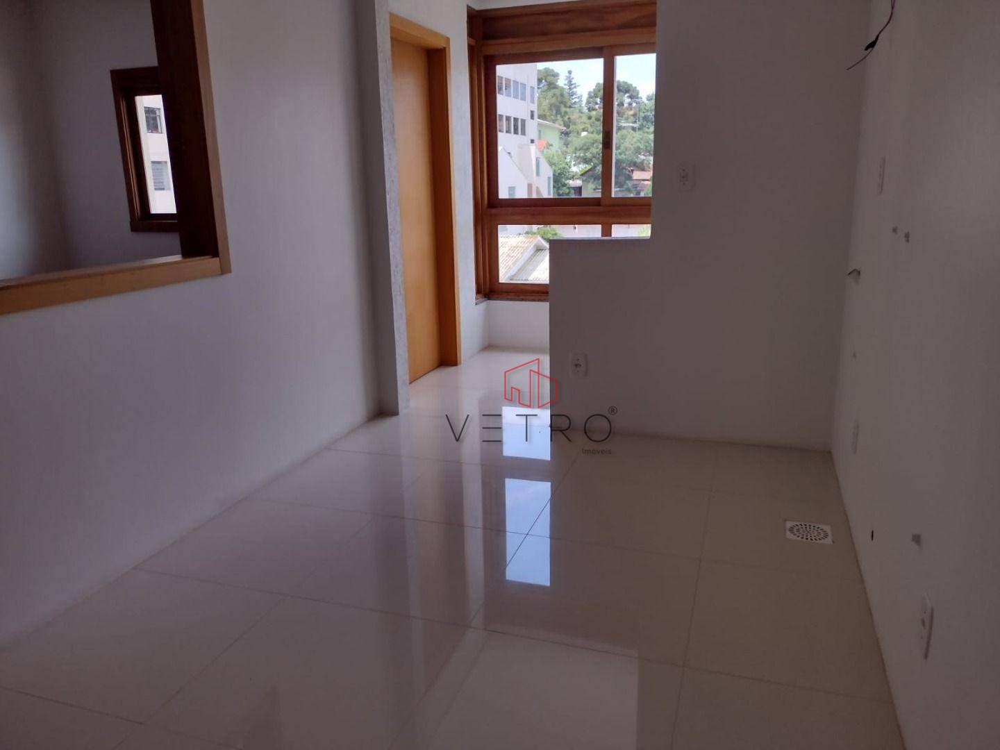 Apartamento à venda com 3 quartos, 135m² - Foto 4