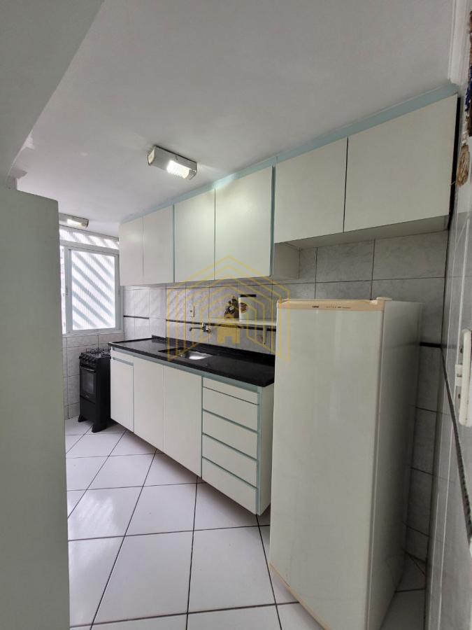 Apartamento à venda com 2 quartos, 70m² - Foto 19