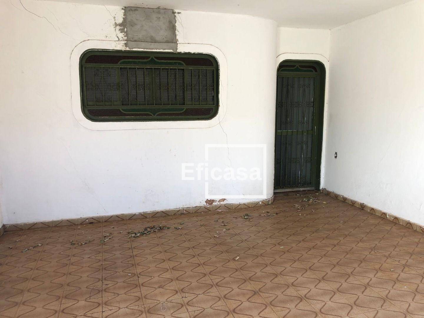 Casa à venda com 3 quartos, 270m² - Foto 3