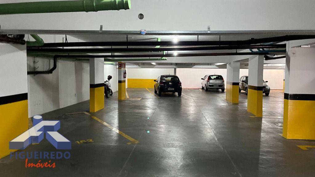 Apartamento à venda com 4 quartos, 197m² - Foto 32