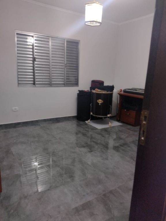 Sobrado à venda com 2 quartos, 145m² - Foto 20