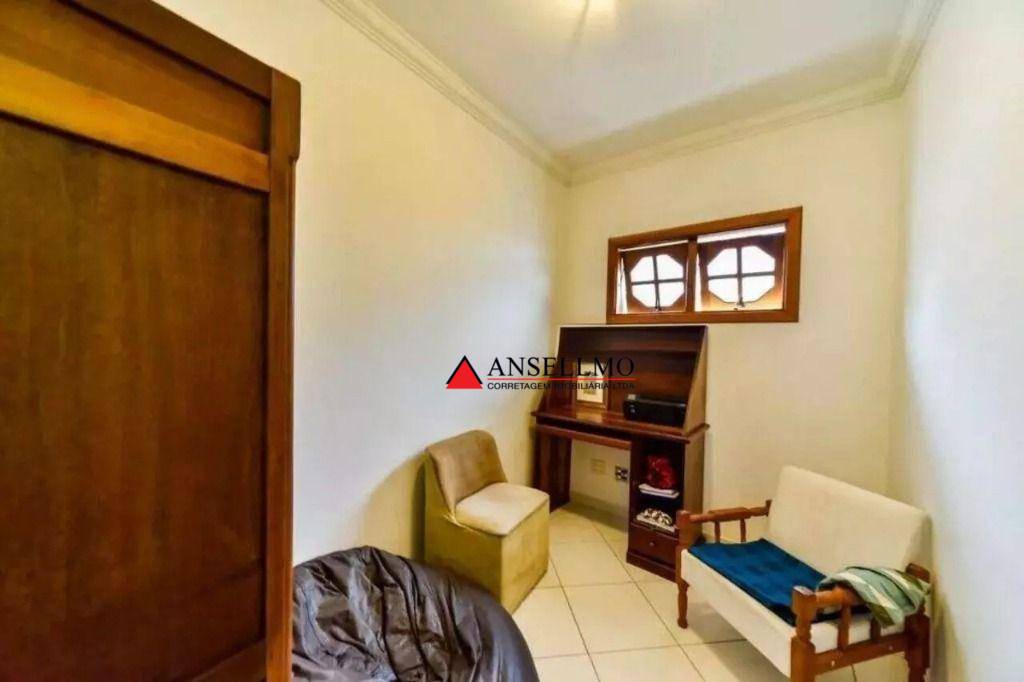 Casa à venda e aluguel com 5 quartos, 360m² - Foto 5