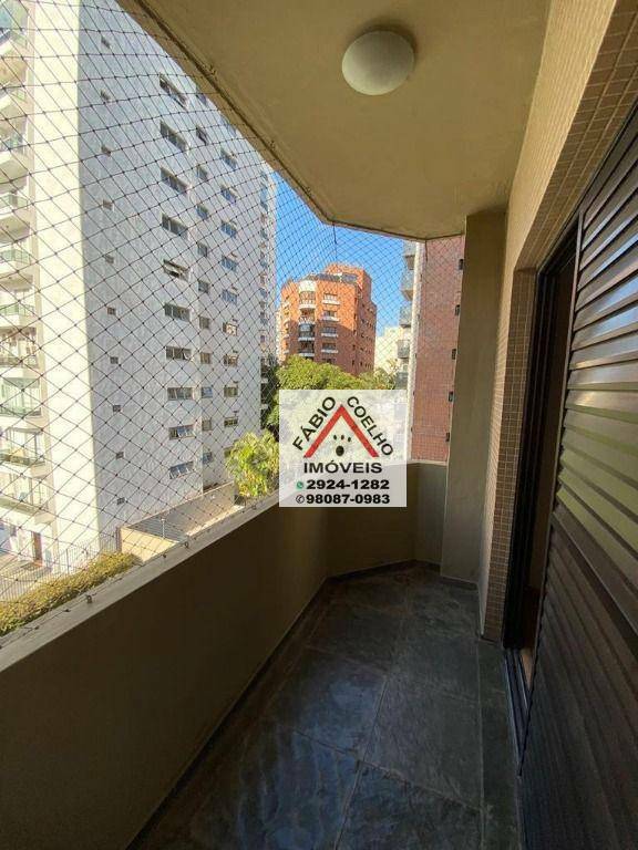 Apartamento à venda com 3 quartos, 135m² - Foto 1