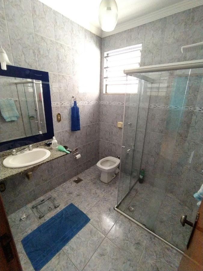 Casa à venda com 5 quartos, 179m² - Foto 26