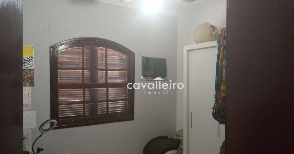 Casa à venda com 3 quartos, 178m² - Foto 14