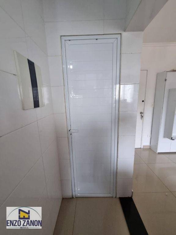 Apartamento para alugar com 1 quarto, 59m² - Foto 11