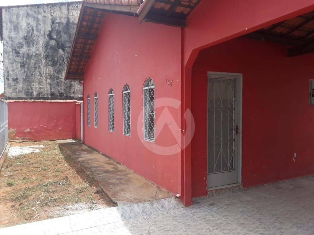 Casa à venda com 2 quartos, 135m² - Foto 2