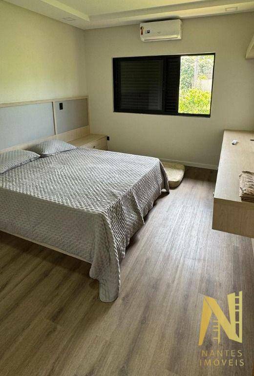 Casa de Condomínio à venda com 4 quartos, 450m² - Foto 7