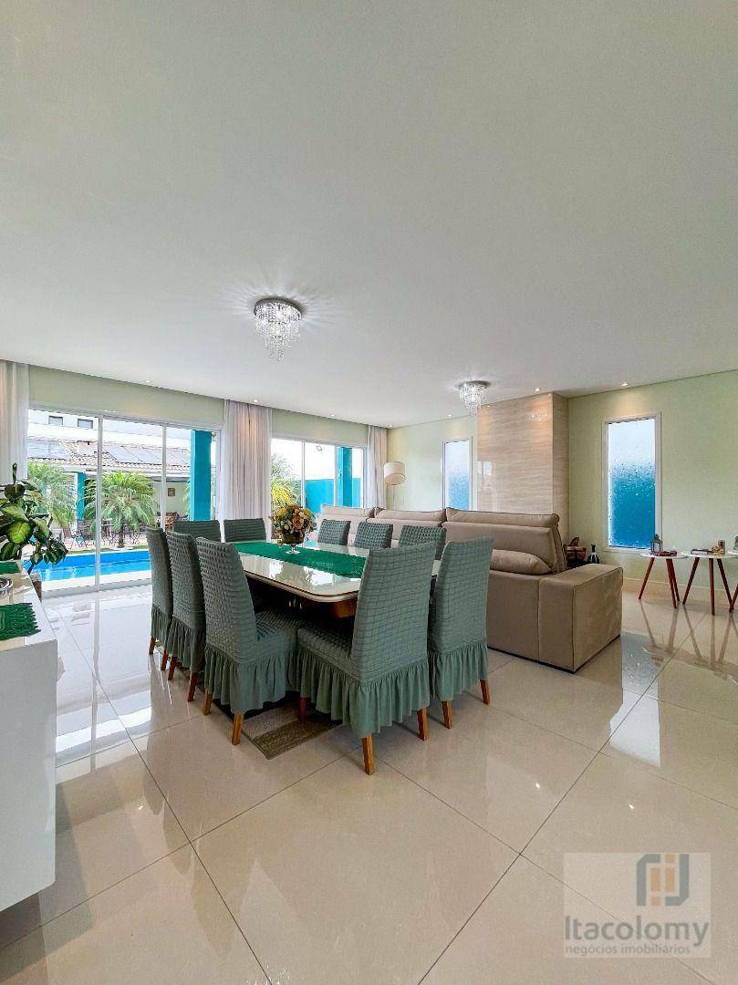 Casa de Condomínio à venda com 5 quartos, 356m² - Foto 3