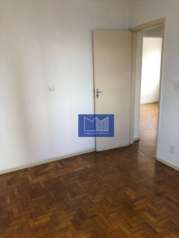 Apartamento à venda com 2 quartos, 70m² - Foto 28