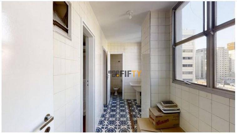 Apartamento à venda com 3 quartos, 130m² - Foto 9