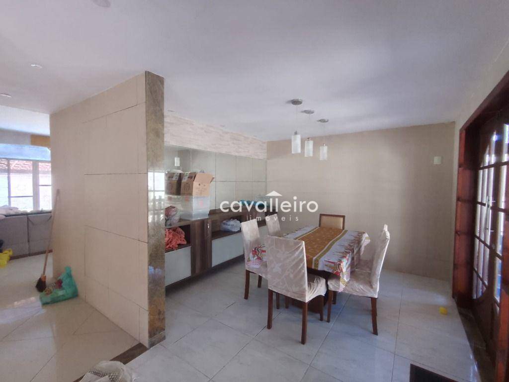 Casa à venda com 3 quartos, 240m² - Foto 12