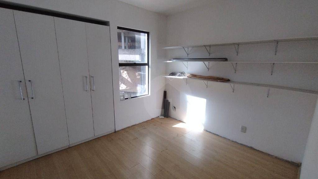 Apartamento à venda com 3 quartos, 94m² - Foto 12