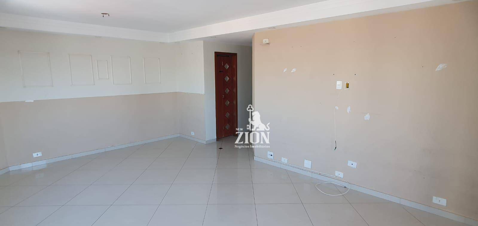 Apartamento à venda com 3 quartos, 121m² - Foto 4