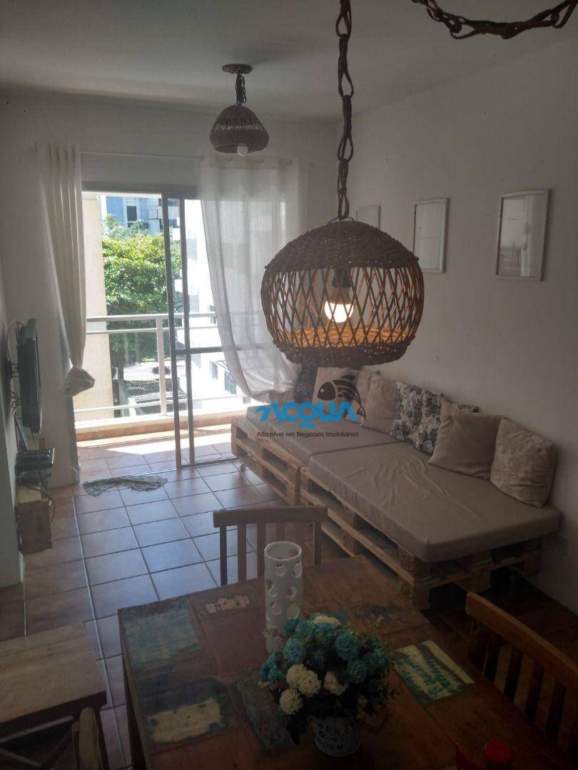 Apartamento à venda com 2 quartos, 62m² - Foto 1