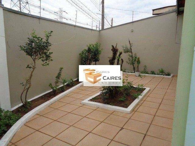 Casa à venda com 4 quartos, 250m² - Foto 11