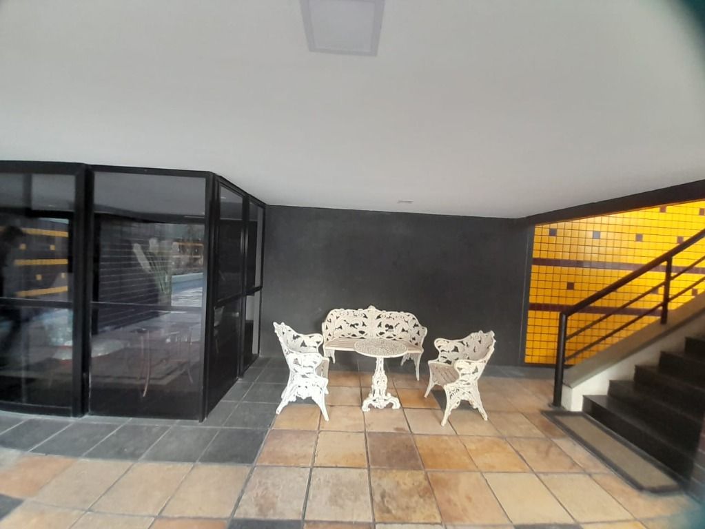 Apartamento à venda com 3 quartos, 150m² - Foto 11