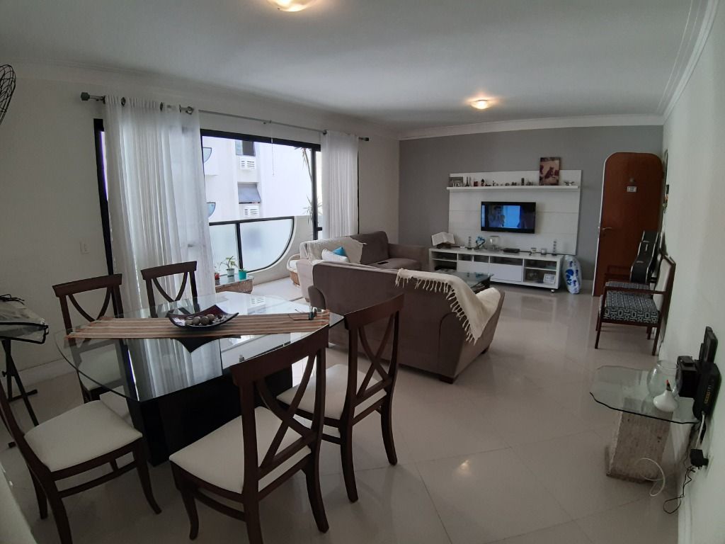 Apartamento à venda com 3 quartos, 140m² - Foto 4