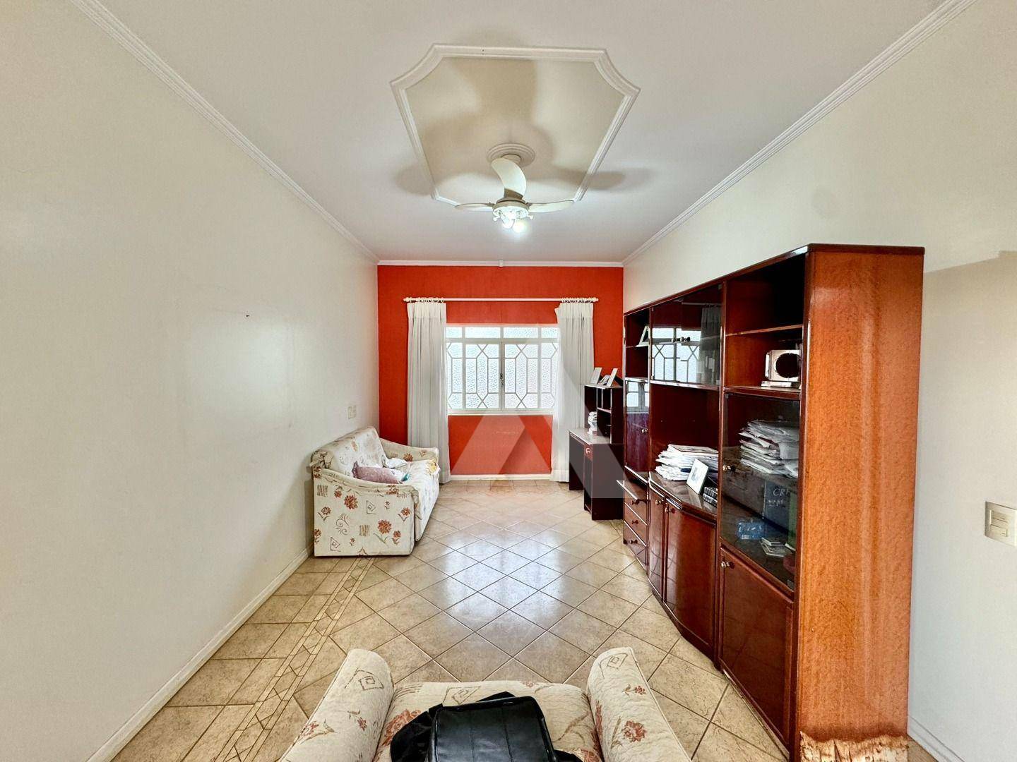 Casa, 3 quartos, 420 m² - Foto 1