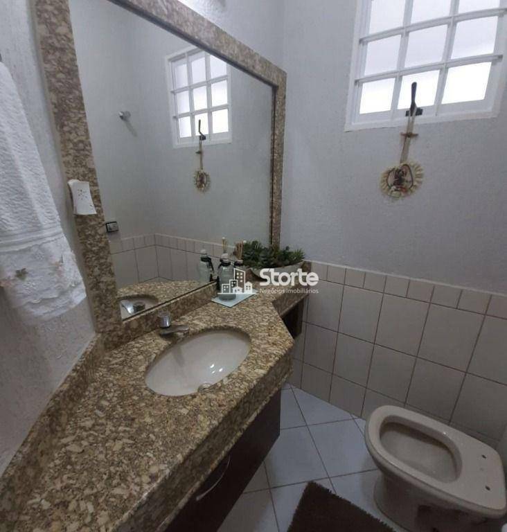 Casa à venda com 4 quartos, 235m² - Foto 12