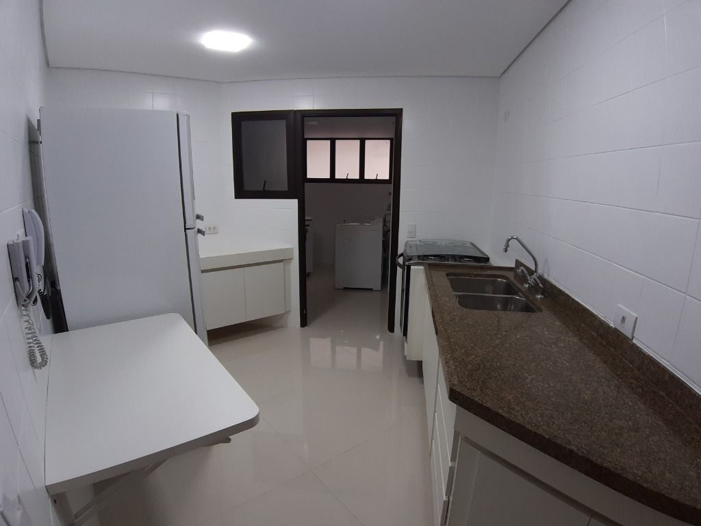 Apartamento à venda com 3 quartos, 160m² - Foto 21