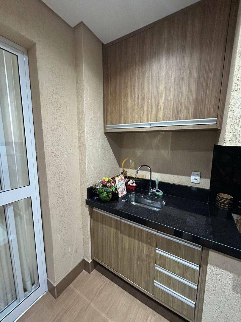 Apartamento para alugar com 3 quartos, 153m² - Foto 19