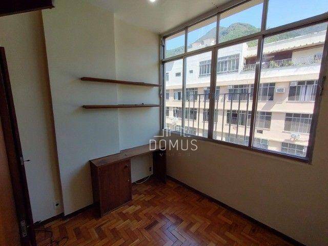 Apartamento à venda com 3 quartos, 95m² - Foto 7