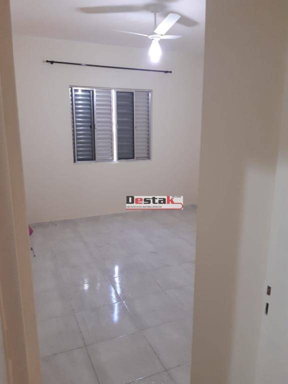 Apartamento à venda com 2 quartos, 73m² - Foto 5