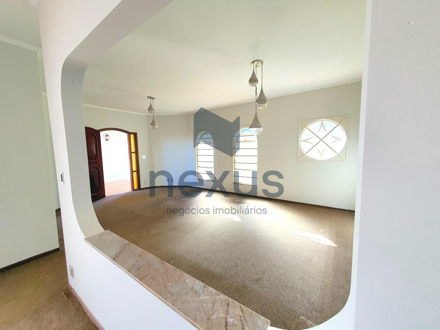 Casa à venda com 3 quartos, 460m² - Foto 5