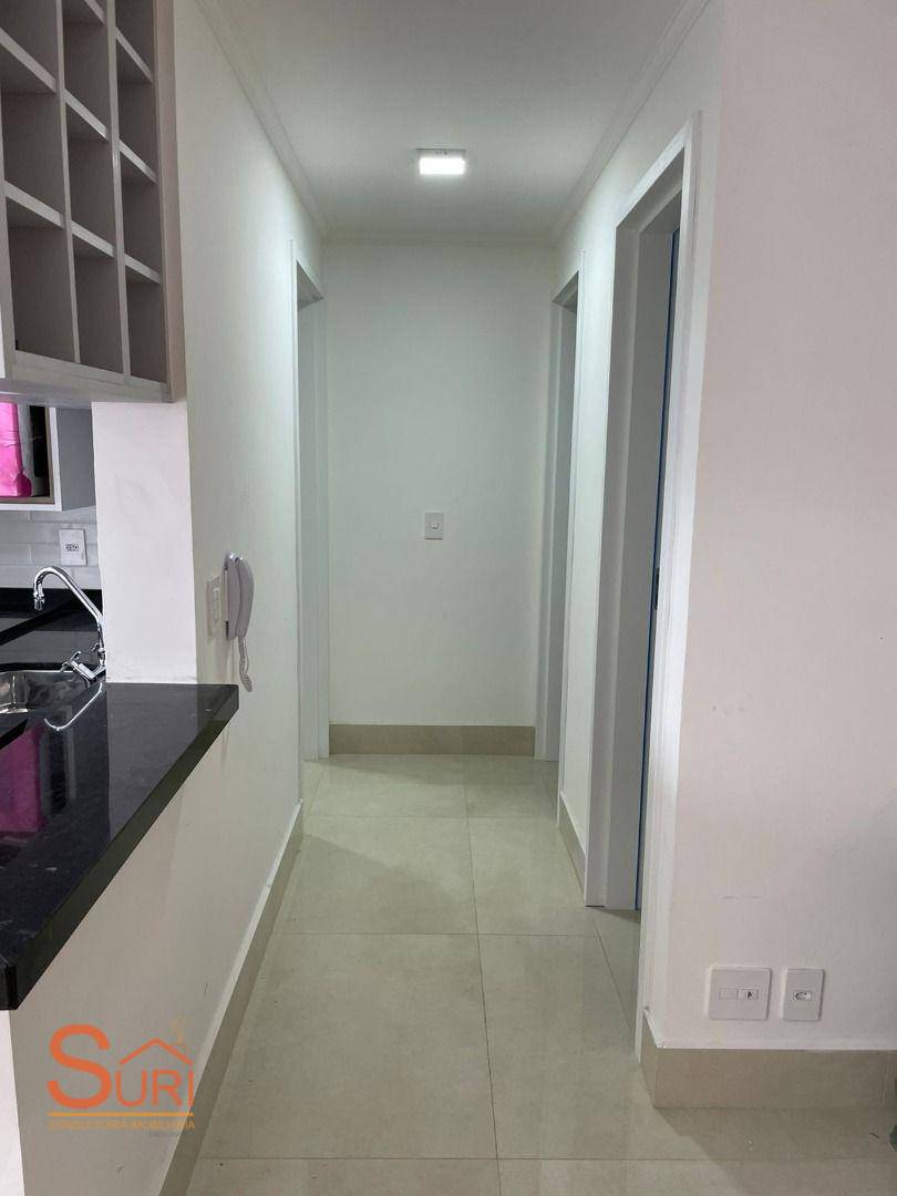 Apartamento à venda com 2 quartos, 62m² - Foto 4