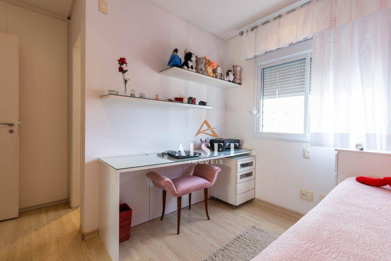 Apartamento à venda com 3 quartos, 131m² - Foto 24