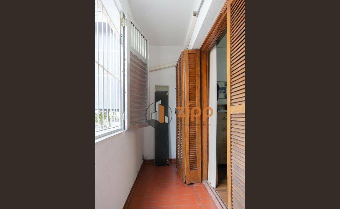 Sobrado à venda com 4 quartos, 316m² - Foto 11