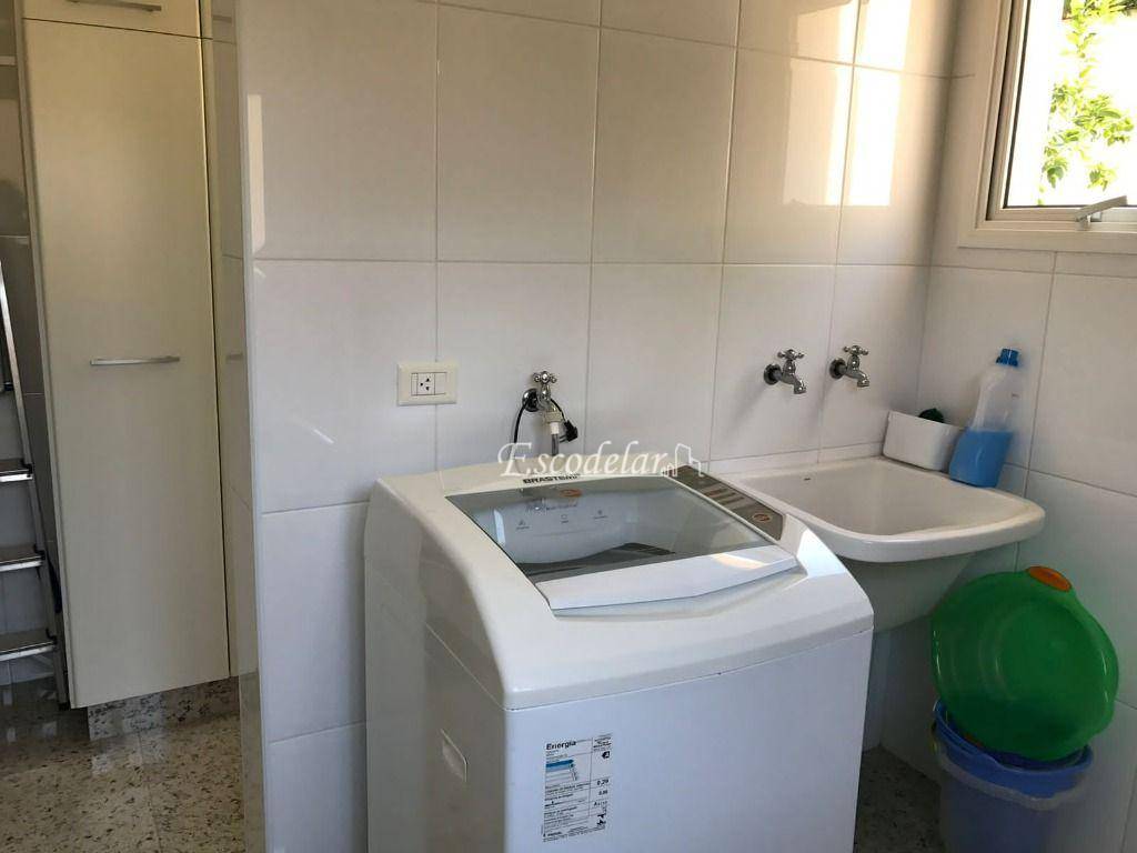 Casa de Condomínio à venda com 4 quartos, 400m² - Foto 38