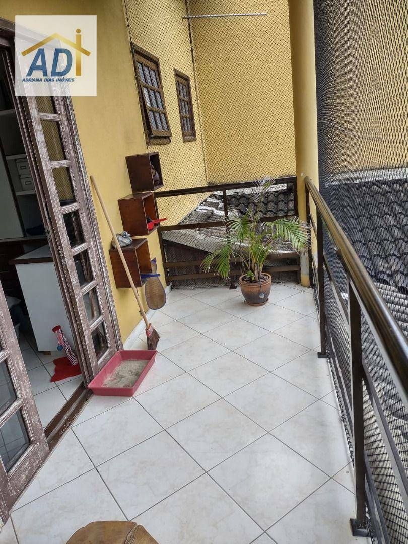 Casa de Condomínio à venda com 4 quartos, 247m² - Foto 22