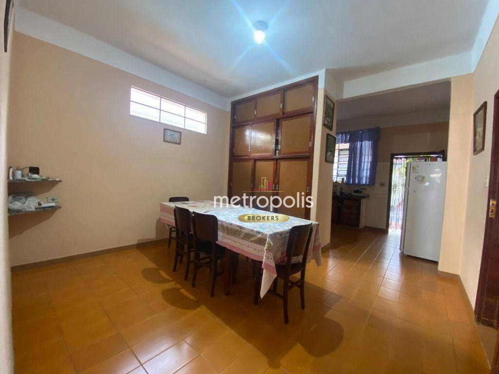 Casa à venda com 3 quartos, 258m² - Foto 6